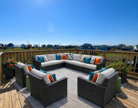 Photo of 4822 Palm Street, Surfside Beach, TX 77541 (MLS # 932141)