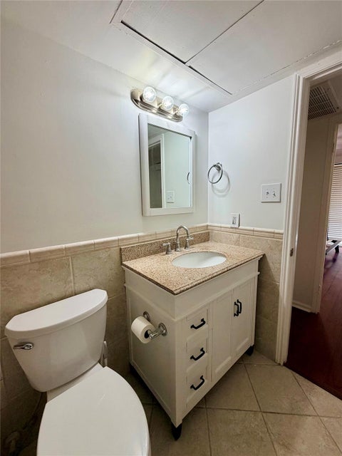 Tiny photo for 4643 Wild Indigo Street #399, Houston, TX 77027 (MLS # 89285074)