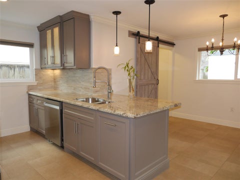 Tiny photo for 5722 N Braeswood Boulevard, Houston, TX 77096 (MLS # 98368576)