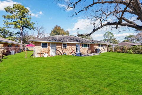 Tiny photo for 7634 Wynlea Street, Houston, TX 77061 (MLS # 11627782)