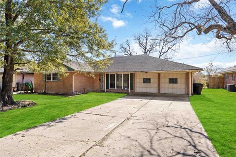 Photo of 7634 Wynlea Street, Houston, TX 77061 (MLS # 11627782)