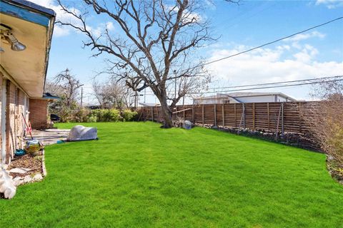 Tiny photo for 7634 Wynlea Street, Houston, TX 77061 (MLS # 11627782)