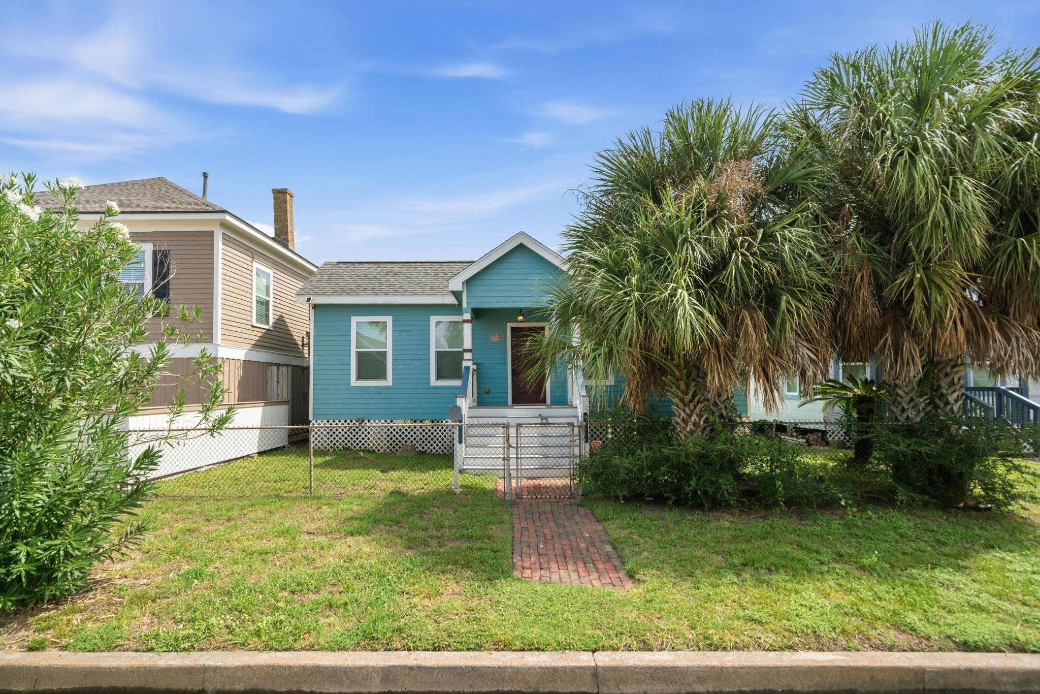 1213 Avenue M 1/2