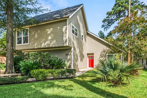 Photo of 3019 Ramblewood Road, Montgomery, TX 77356 (MLS # 51617645)