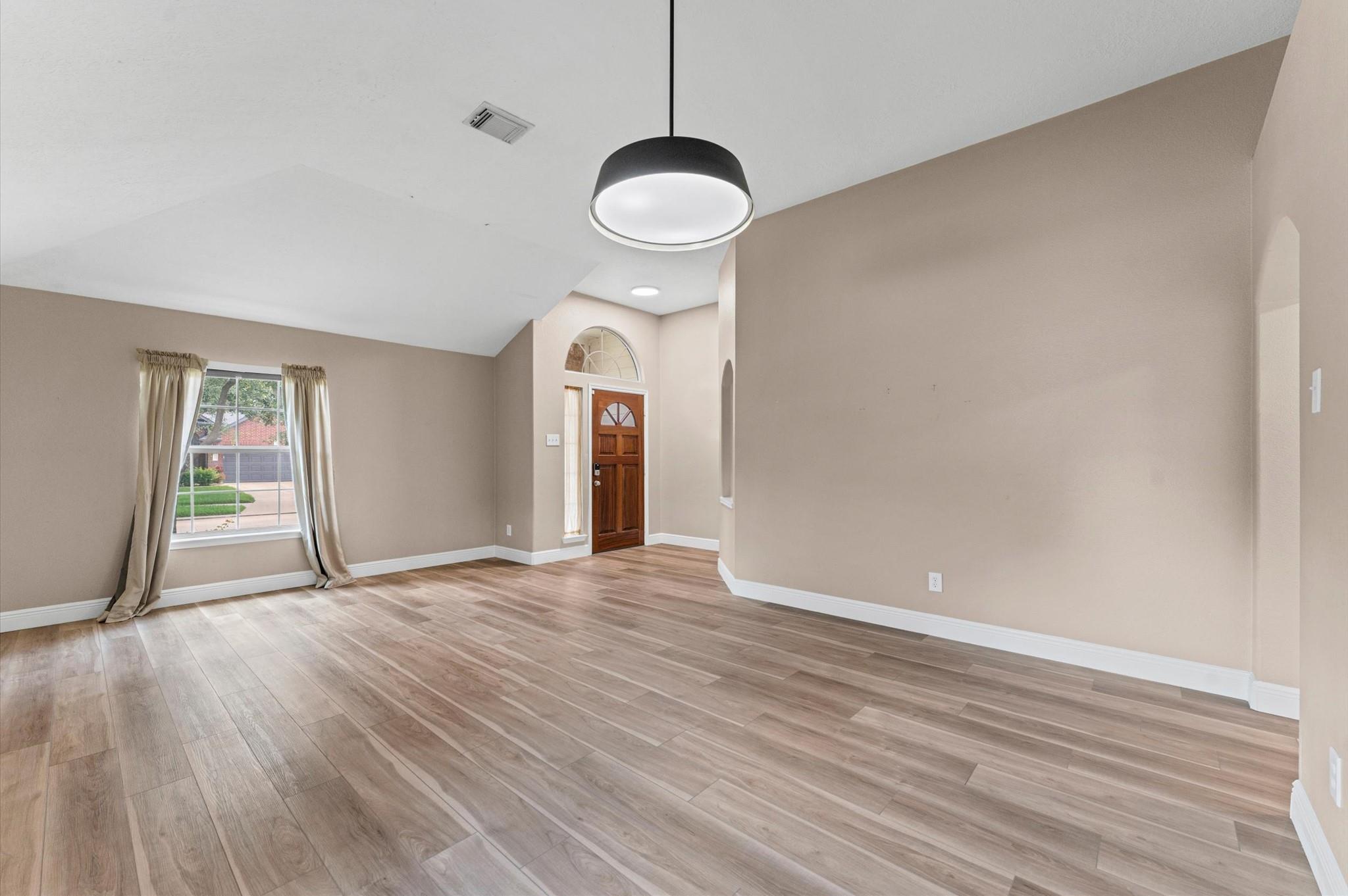 14843 Wooded Glen Court