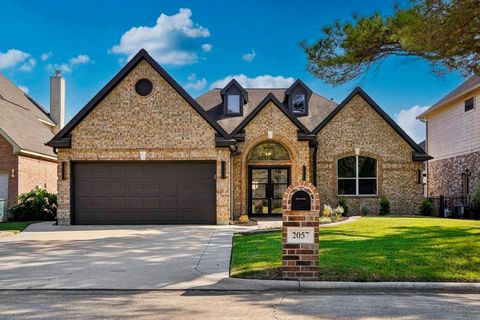 2057 S Shore Boulevard Montgomery TX 77356
