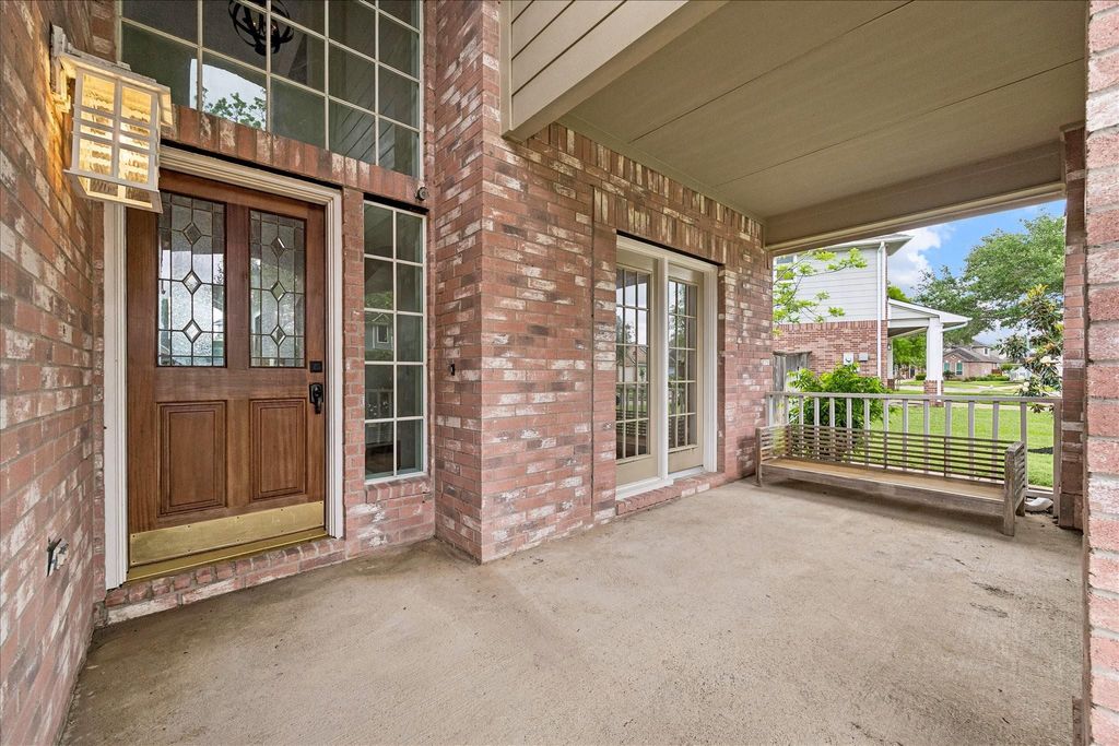 Photo of 1330 Summer Terrace Drive Dr, Sugar Land, TX 77479 (MLS # 2345363)