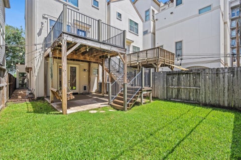 Tiny photo for 1129 W Bell Street, Houston, TX 77019 (MLS # 74029730)