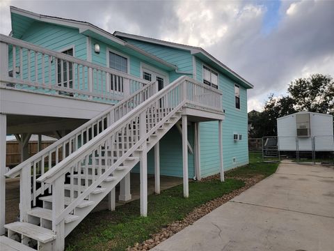 Photo of 1010 22nd Street, San Leon, TX 77539 (MLS # 79002590)