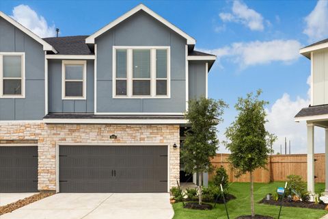 Photo of 5518 Amber Brook Lane, Fulshear, TX 77441 (MLS # 31566356)