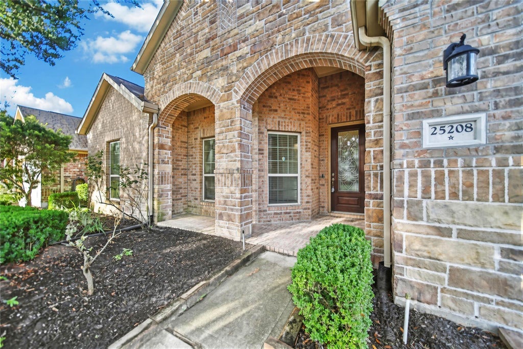 Photo of 25208 Forest Ledge Drive, Porter, TX 77365 (MLS # 94713241)