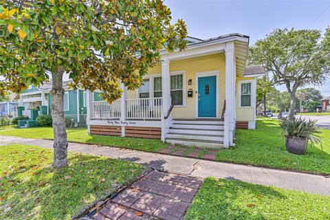 Photo of 3927 Bernardo De Galvez Avenue, Galveston, TX 77550 (MLS # 59876669)