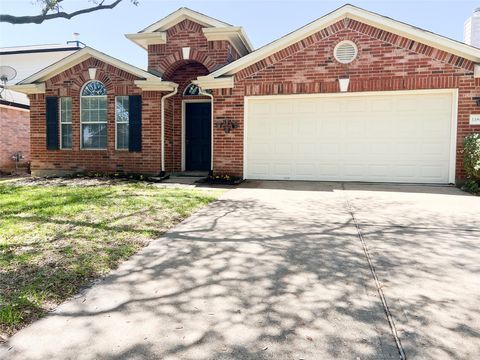 Homes For Sale - 14615 Rochelle Court<br/> Cypress, TX 77429