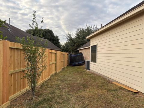 Tiny photo for 10902 Brighton Gardens Drive, Richmond, TX 77406 (MLS # 45120777)