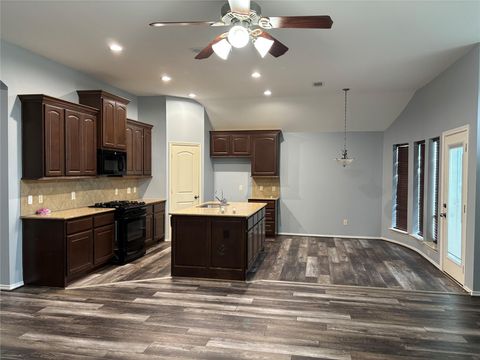 Tiny photo for 10902 Brighton Gardens Drive, Richmond, TX 77406 (MLS # 45120777)