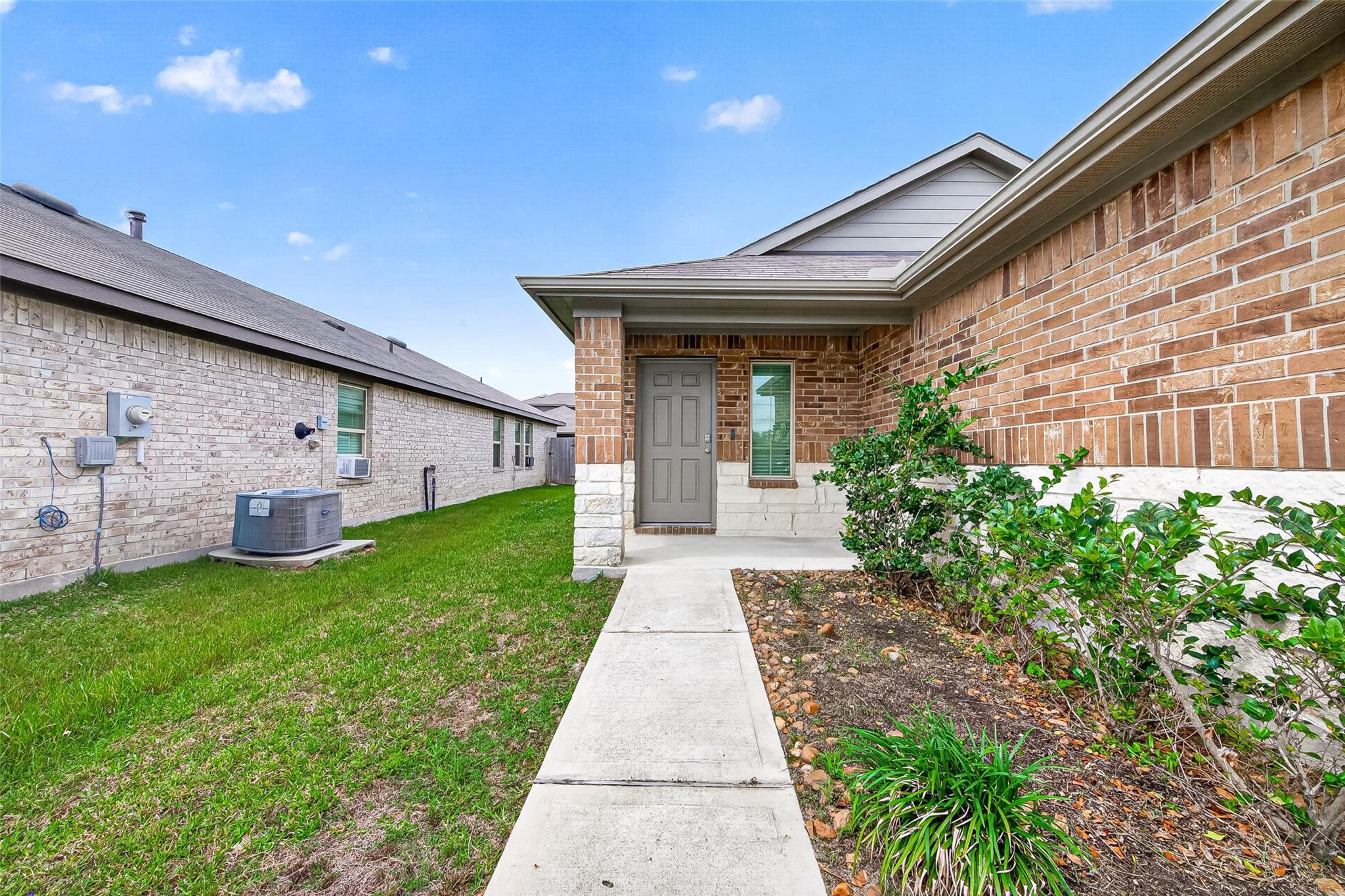 23119 Barrington Bluff Trail