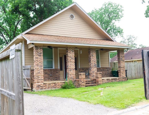 Photo of 8309 Williamsdell Street, Houston, TX 77088 (MLS # 8827742)
