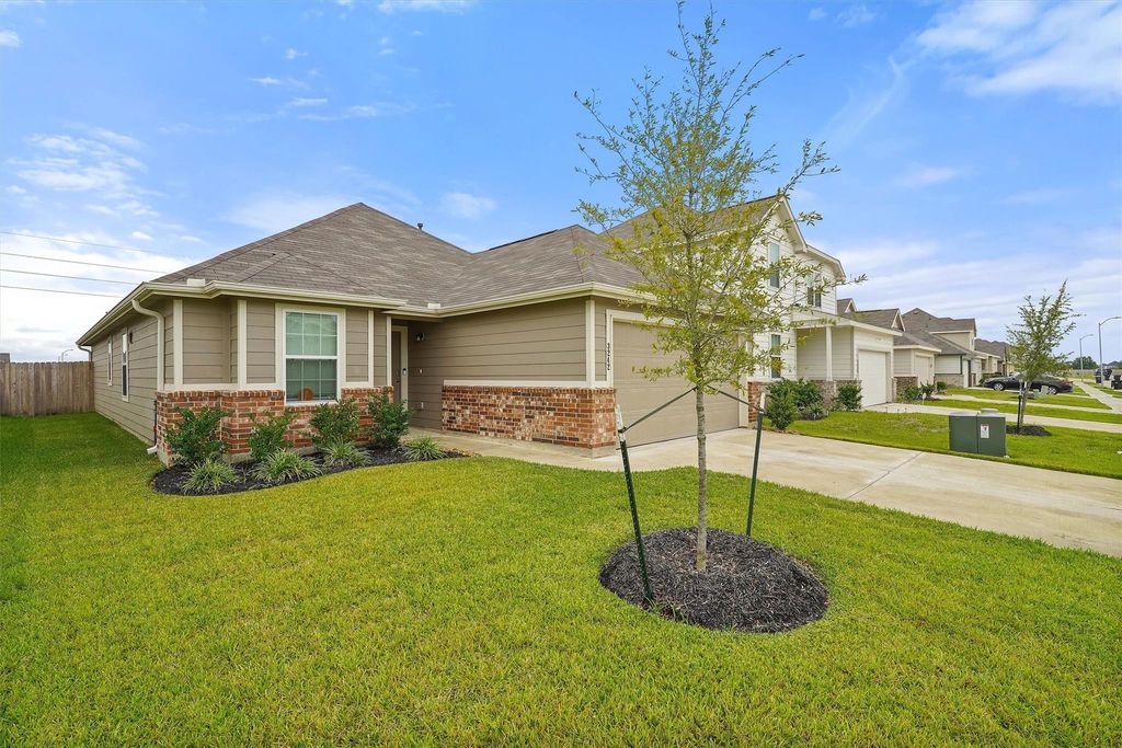 Photo of 3242 Alberelli Drive, Katy, TX 77493 (MLS # 89922373)