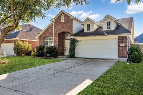 Photo of 3326 Pebble Beach Lane, Pearland, TX 77584 (MLS # 65964538)