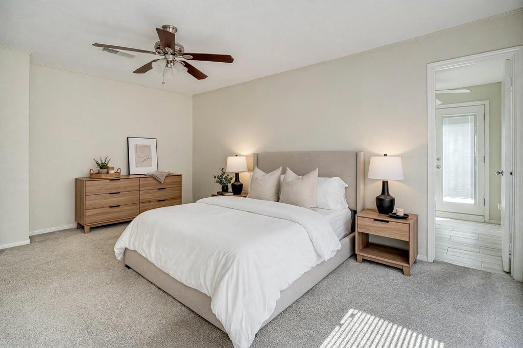 Photo of 800 Country Place Drive #1301, Houston, TX 77079 (MLS # 25721138)