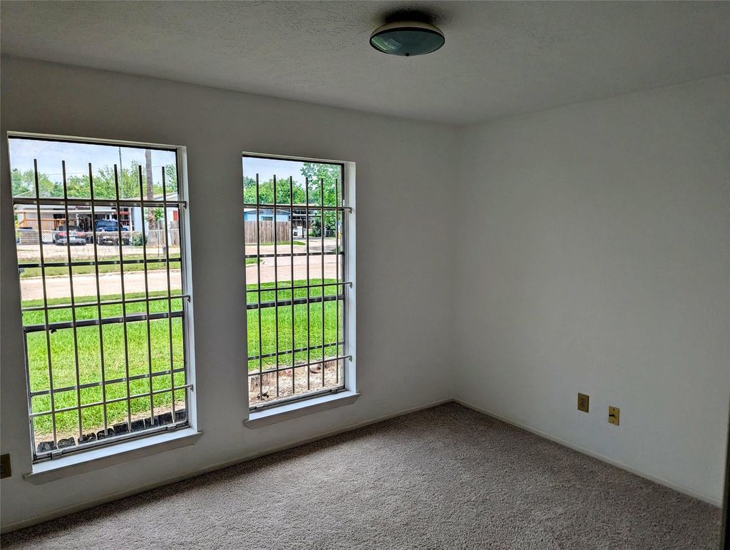 Photo of 1631 Ridge Hollow Drive, Houston, TX 77067 (MLS # 41087444)