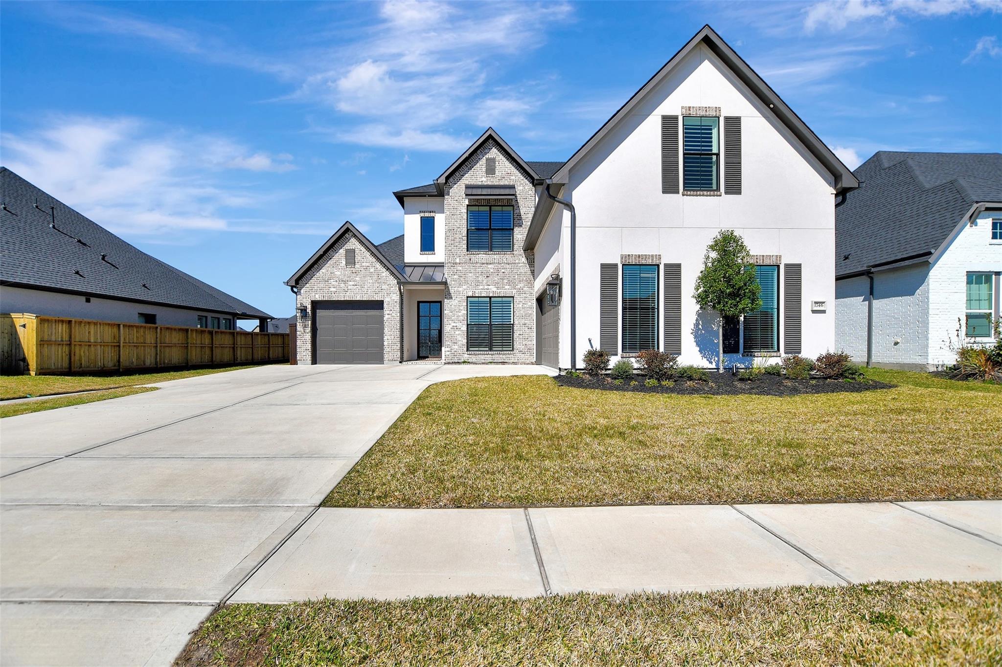 1746 Spring View