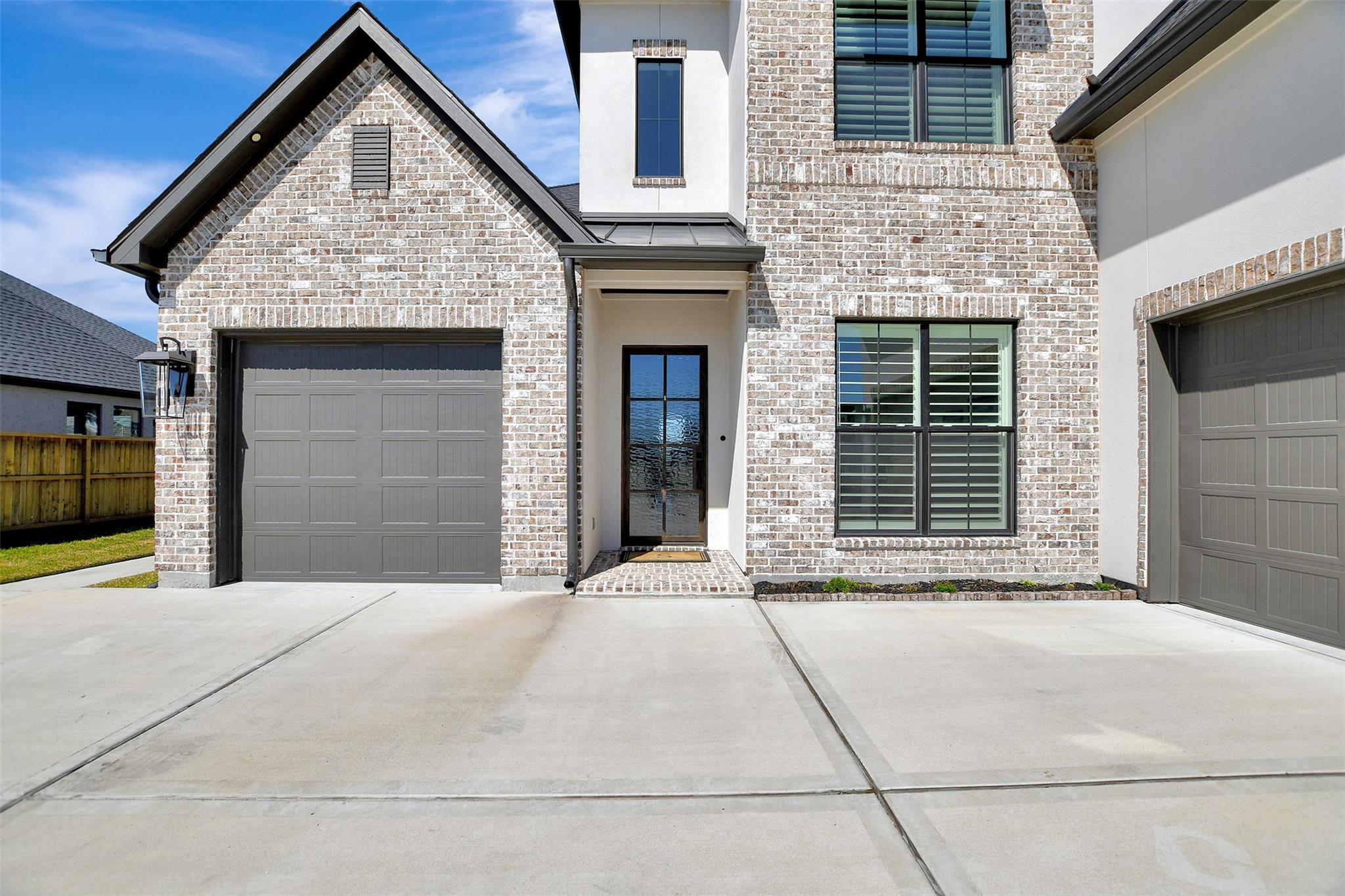1746 Spring View