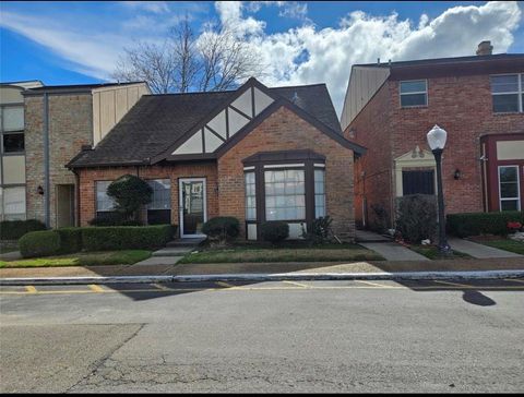 Photo of 7700 Creekbend Drive #57, Houston, TX 77071 (MLS # 91534514)