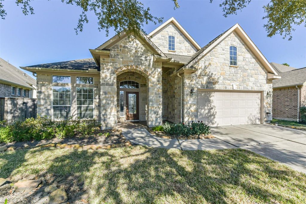 Photo of 10211 Eagle Hollow Drive, Humble, TX 77338 (MLS # 58390049)