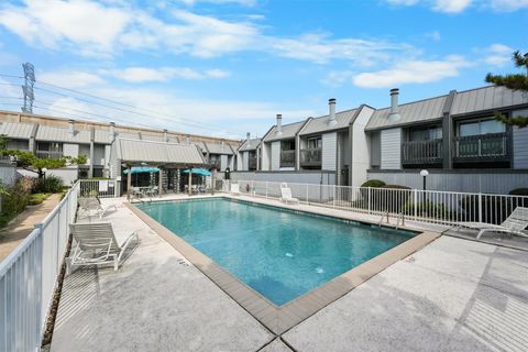 5050 Glenmont Drive F5 Houston TX 77081