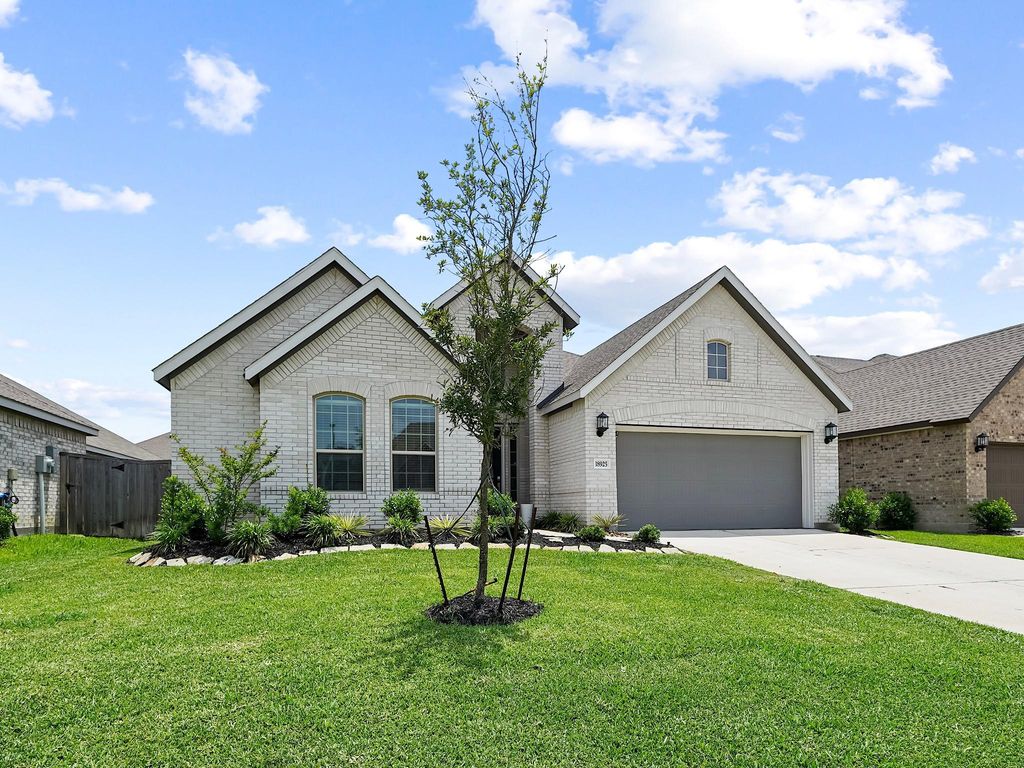 Photo of 18925 Lazzaro Springs Drive, New Caney, TX 77357 (MLS # 97885150)