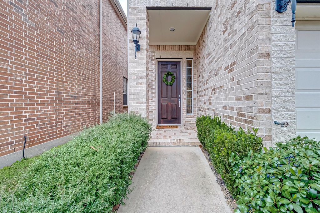 Photo of 14418 Basalt Lane, Houston, TX 77077 (MLS # 94773145)