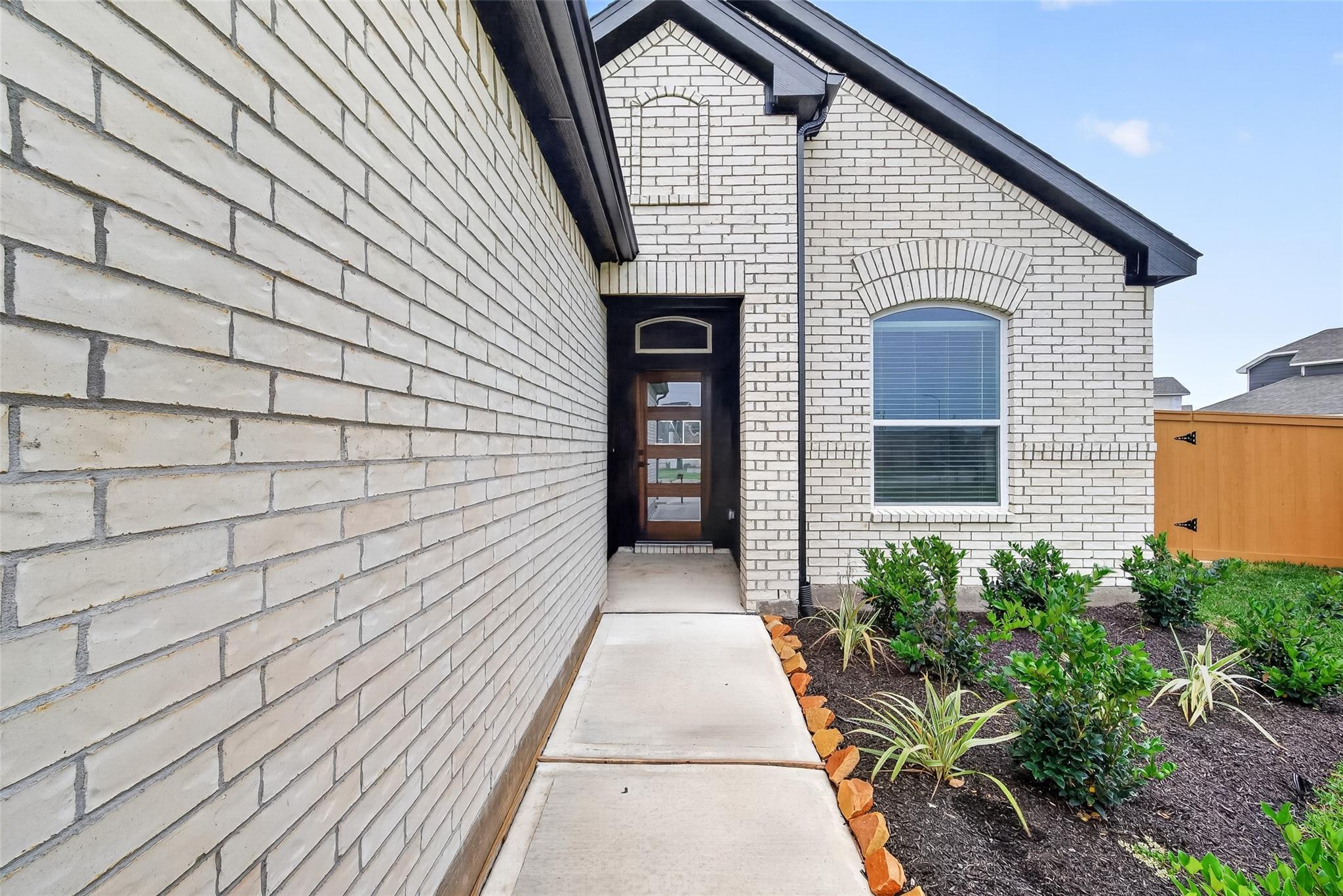 27203 Leeward Jetty Drive