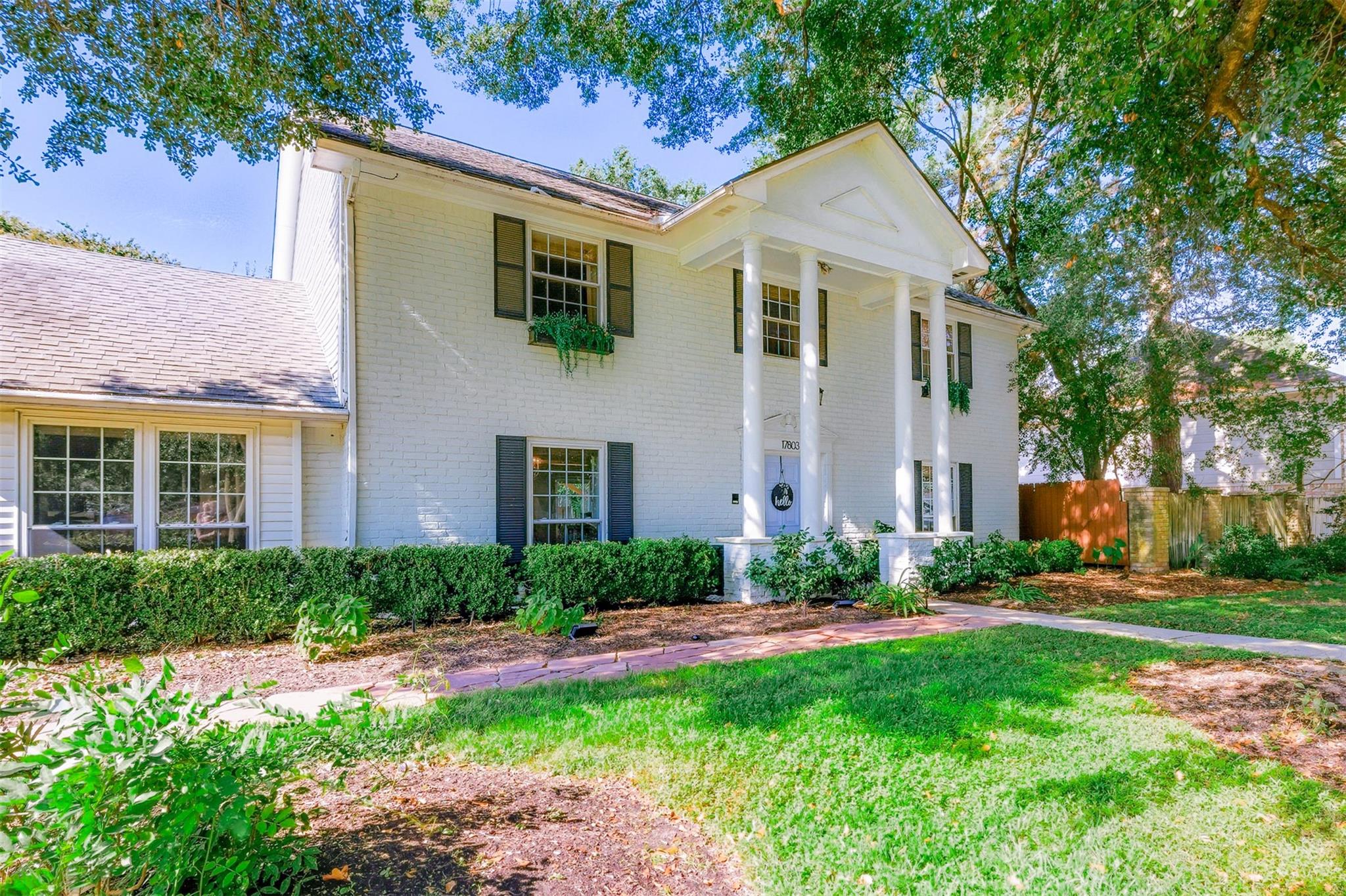 17803 Theiss Mail Route Road