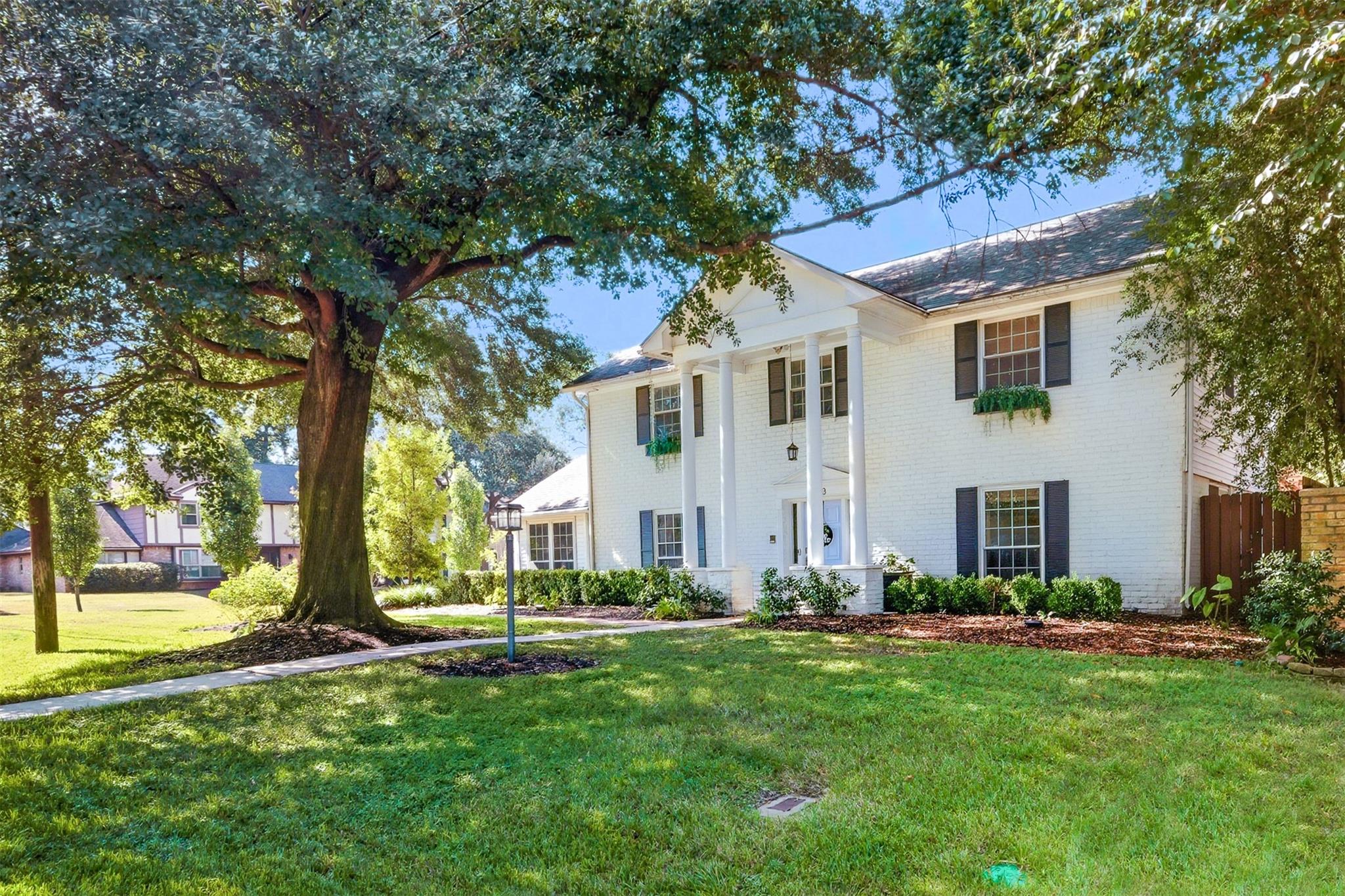 17803 Theiss Mail Route Road