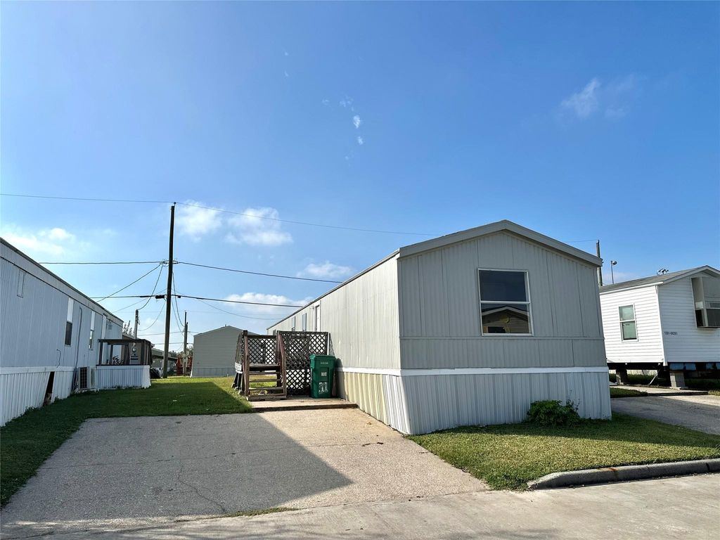 Photo of 4602 Durant Ave St, Deer Park, TX 77536 (MLS # 85229089)