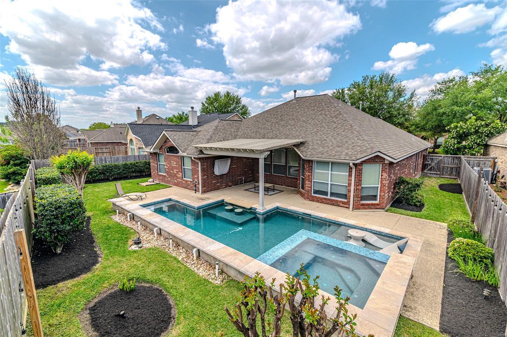 Photo of 26823 Temple Park Lane, Cypress, TX 77433 (MLS # 22107986)