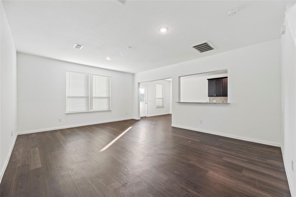 Photo of 7322 Madison Commons Lane, Houston, TX 77075 (MLS # 32566537)