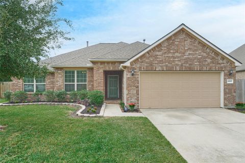 Photo of 24511 Emerald Pool Falls Drive, Tomball, TX 77375 (MLS # 63010225)