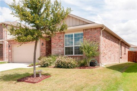 Photo of 7704 Shorthorn Way, Fort Worth, TX 76131 (MLS # 93734065)