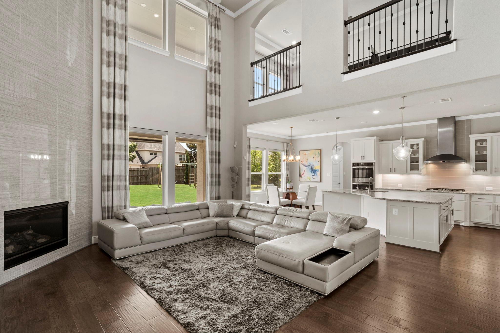5711 Clouds Creek Lane