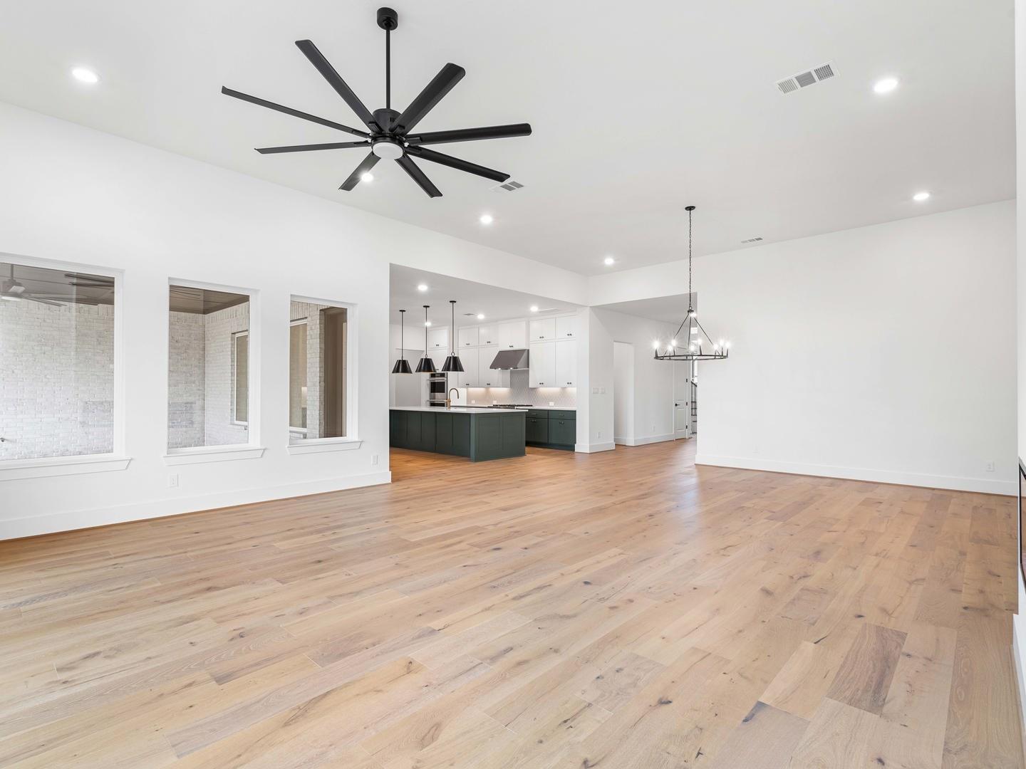 1919 Cathedral Bend Drive