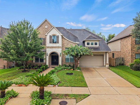 Photo of 66 Genova Way Lane, Missouri City, TX 77459 (MLS # 62949718)