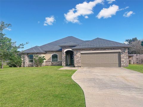 626 Sunset Trail Angleton TX 77515