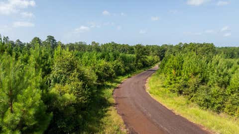 Photo of 1 Sandy Creed Rd RD, Zavalla, TX 75980 (MLS # 97737040)