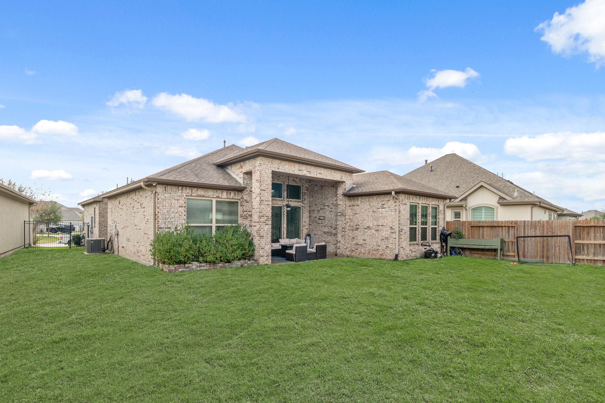 10722 Hilltop Harbor Way