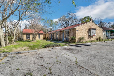 Photo of 6815 Beachwood Street #1, Houston, TX 77021 (MLS # 25367596)