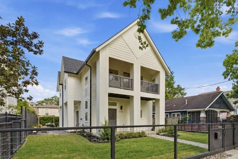 Homes For Sale - 3118 Morrison Street<br/> Houston, TX 77009