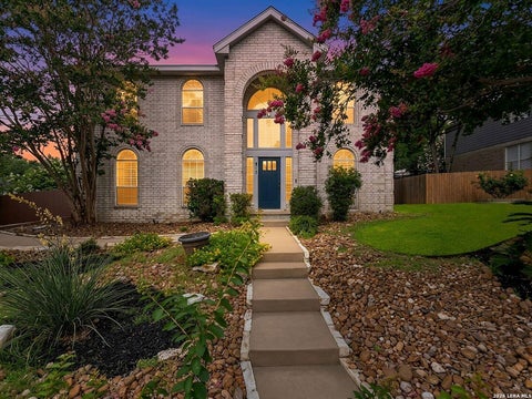 Photo of 815 Stoneway Dr DR, San Antonio, TX 78258 (MLS # 53132777)