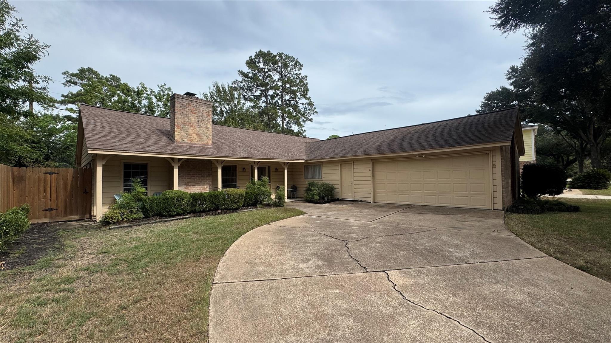 16418 Fox Crossing Lane